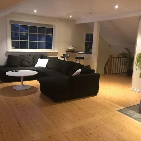 Vardeveien I Stavern Villa Larvik